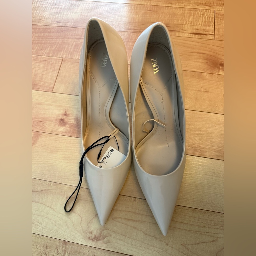 NEW Zara Nude Patent Pointed-Toe Heels - Size 10 - Picture 3 of 6